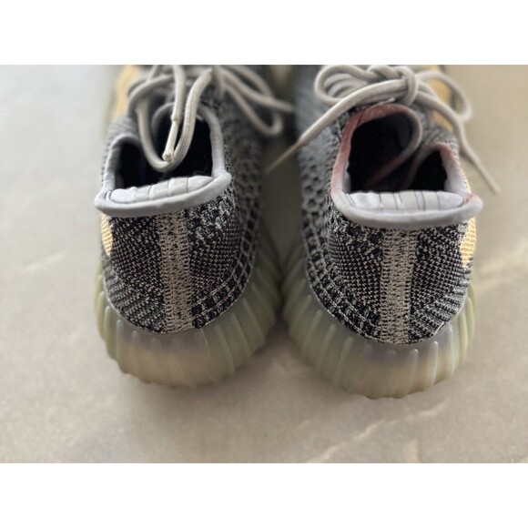 Yeezy Boost 350 V2 Ash Blue Sneakers Men’s Size 8 - Picture 2 of 10